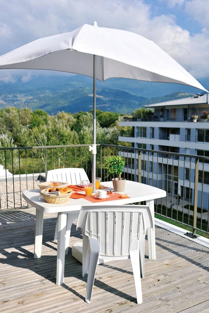 Appart'City Grenoble-Meylan Esterno foto